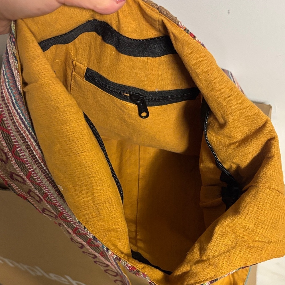 Colorful Striped Shoulder Bag - Picture 7 of 7